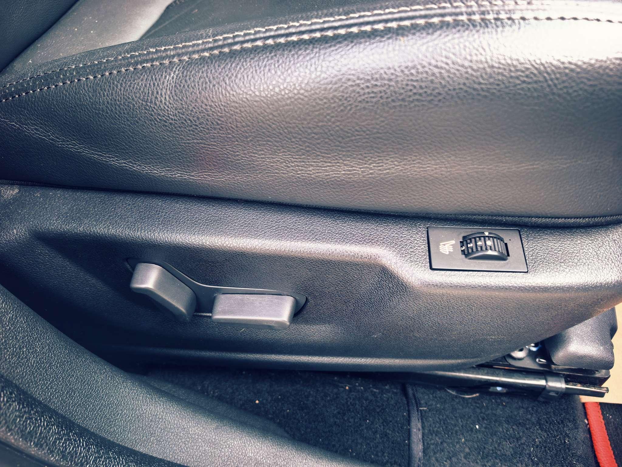 Peugeot 3008 2016 thumb 5