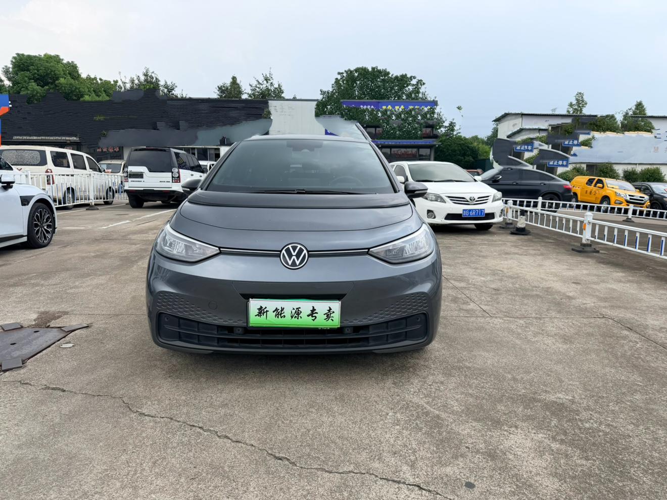 Volkswagen ID.3 2023 thumb 10