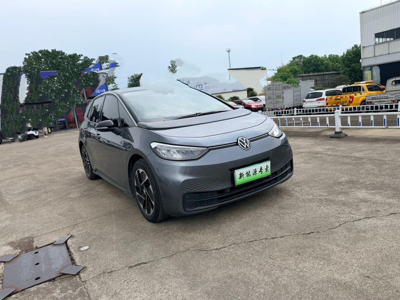 Volkswagen ID.3 2023 thumb 11