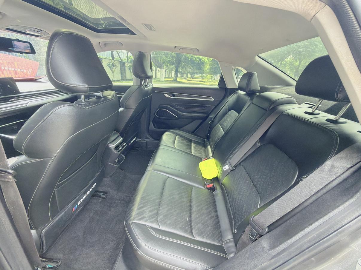 Geely Emgrand 2022 thumb 11