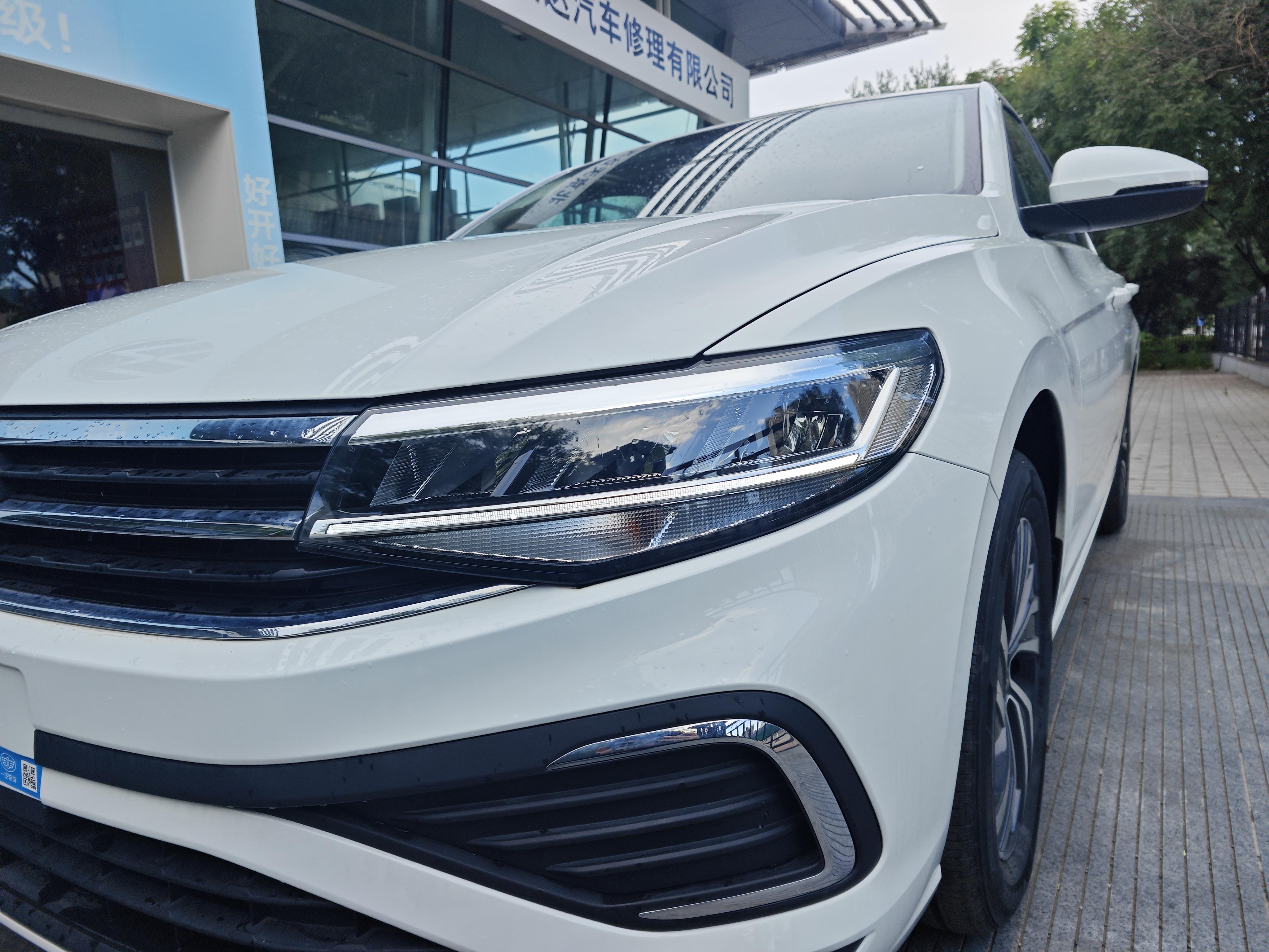 Volkswagen Bora 2025 thumb 3