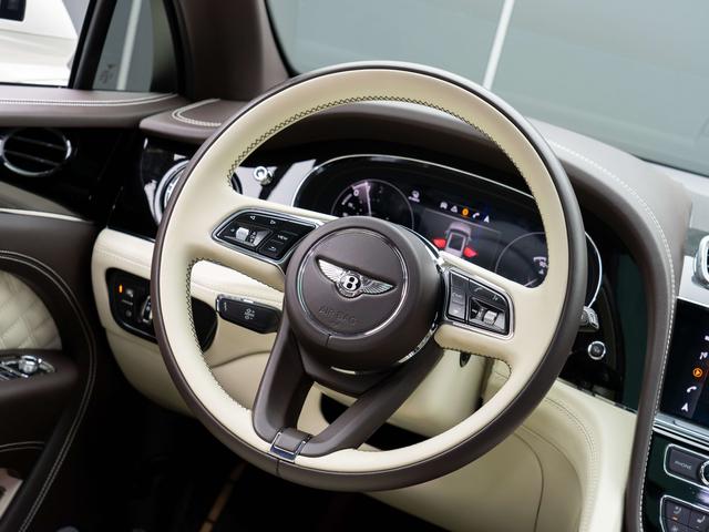 Bentley PHEV 2021 thumb 11