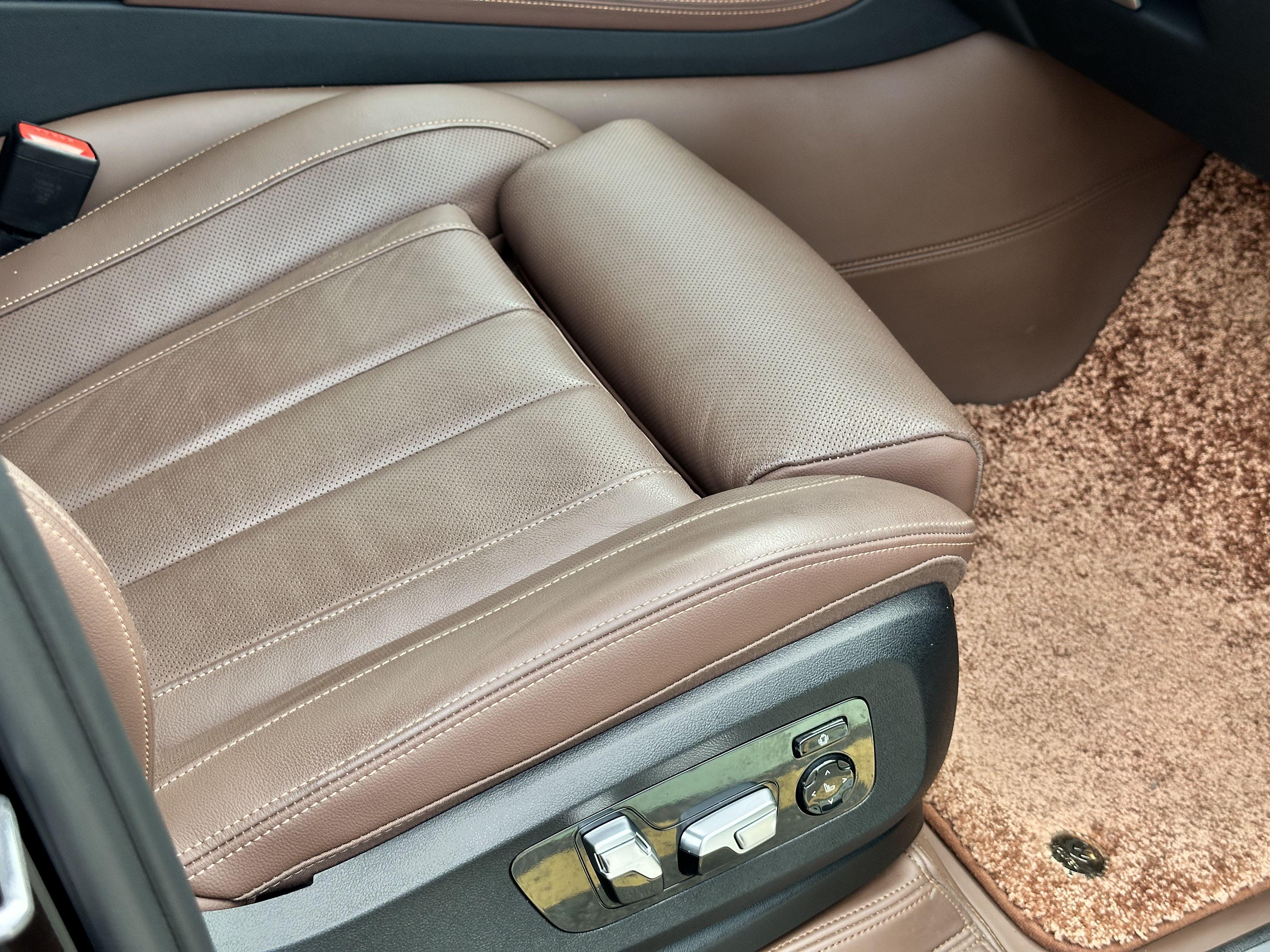 BMW X7 2022 thumb 6