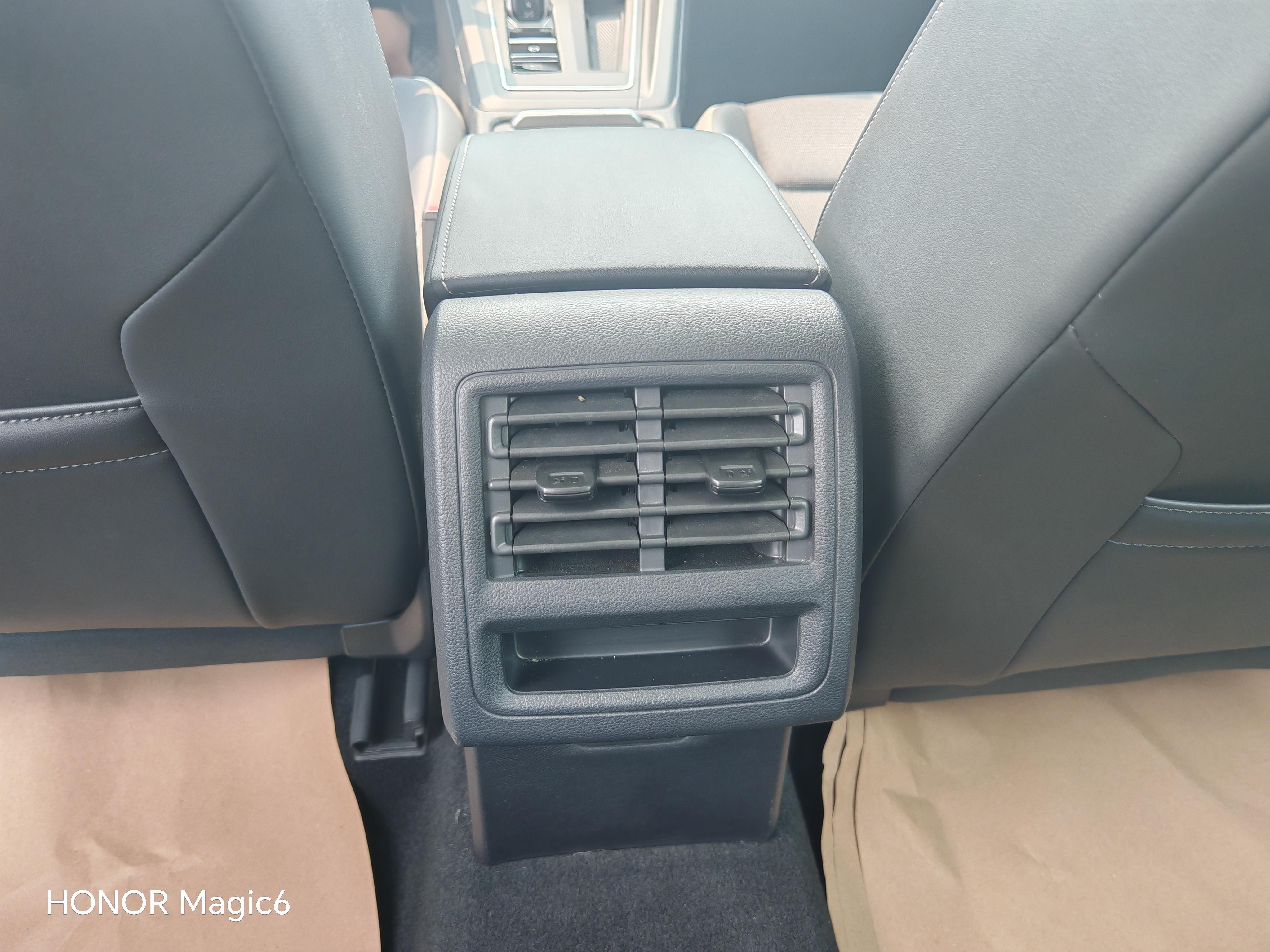 Volkswagen Golf Sportsvan 2021 thumb 9