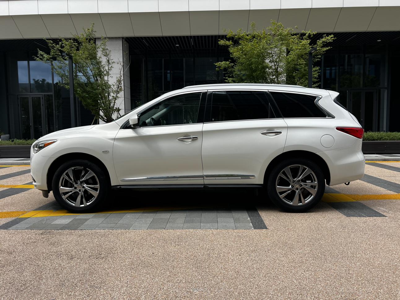 Infiniti JX 2013 thumb 2