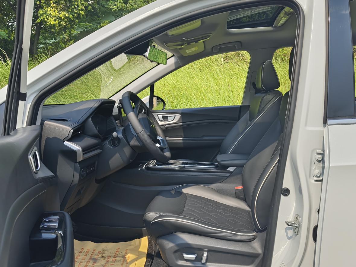 Wuling Jiachen 2022 thumb 6