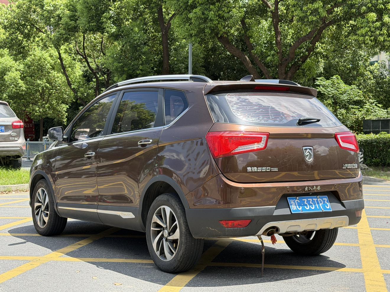 Baojun 560 2016 thumb 10