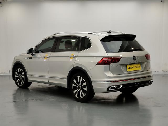 Volkswagen Tiguan 2022 thumb 3