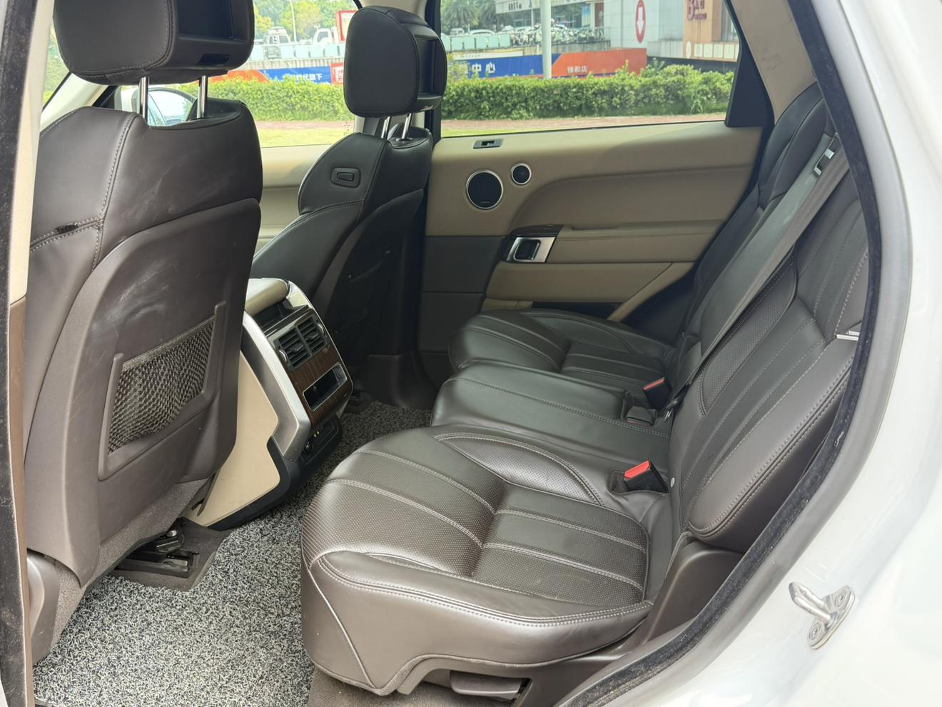 Land Rover Range Rover Sport 2014 thumb 8