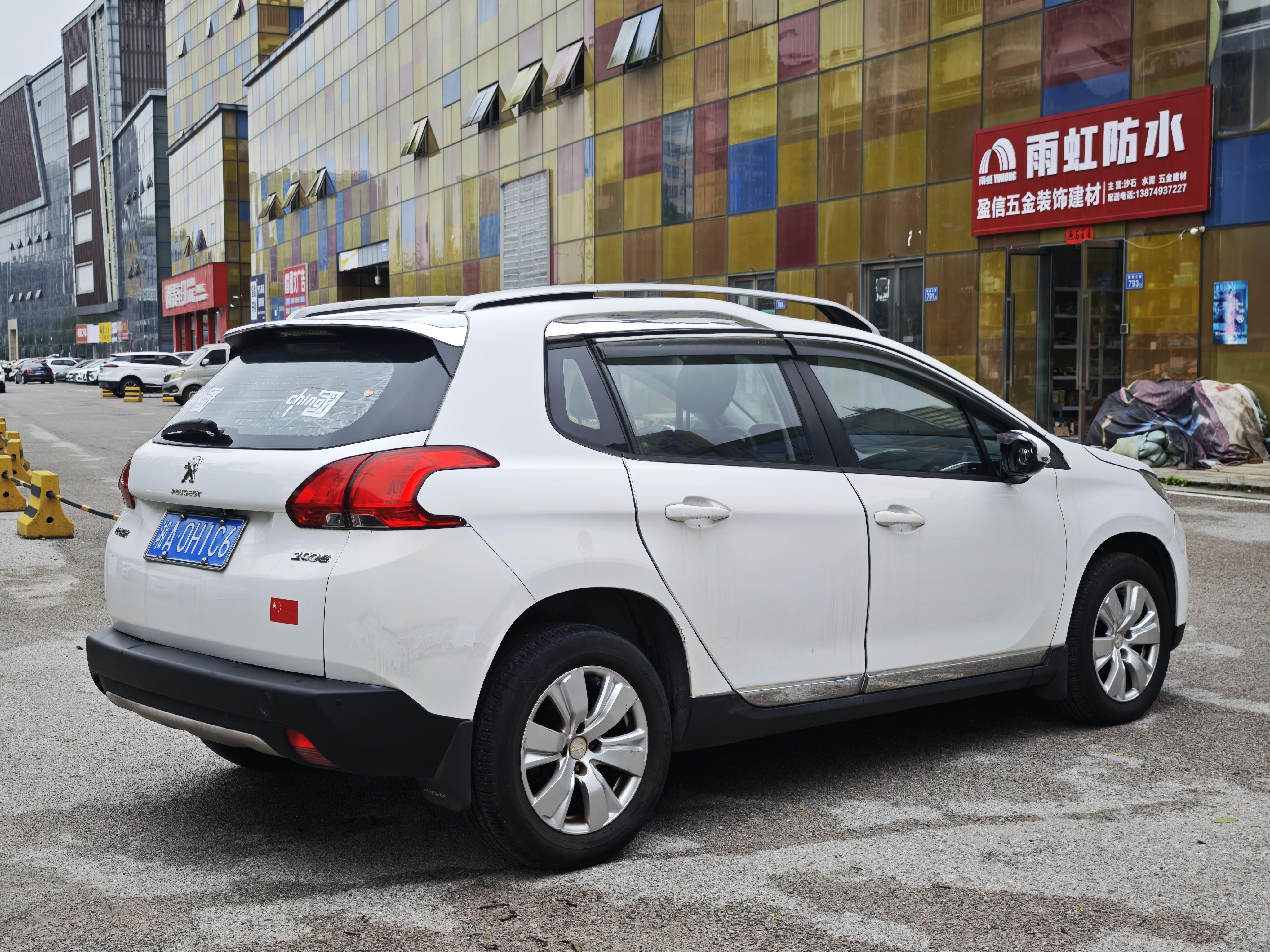 Peugeot 2008 2014 thumb 5