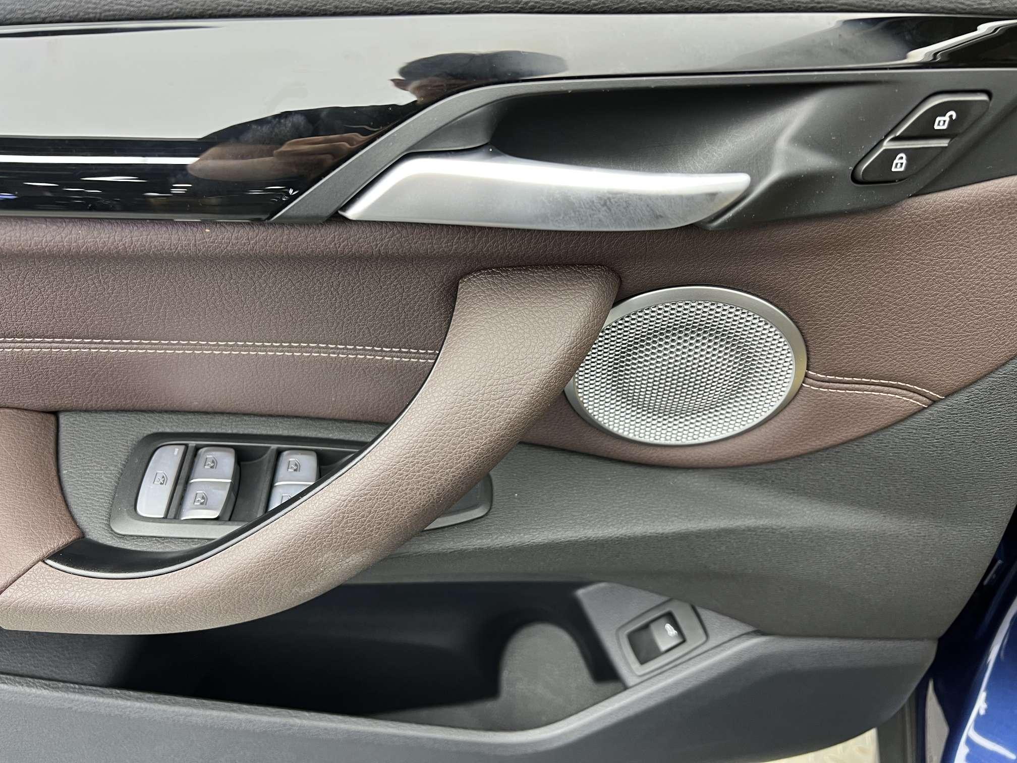 BMW X1 2021 thumb 9