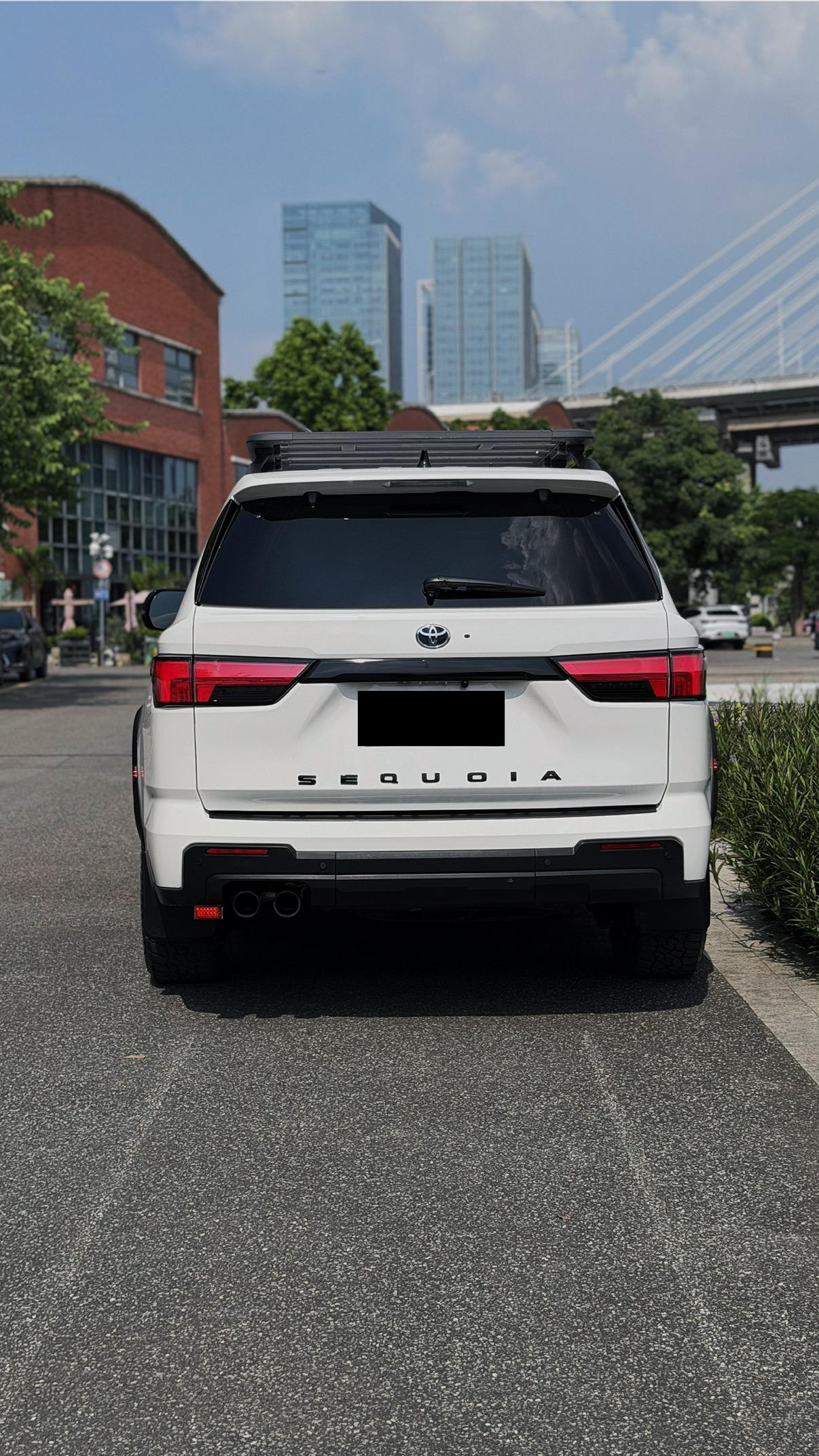 Toyota Highlander 2023 thumb 2