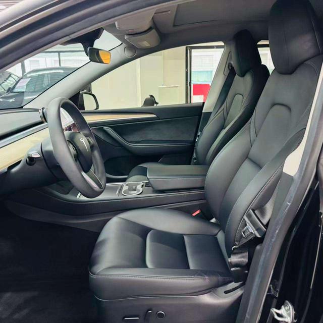Tesla Model Y 2022 thumb 7