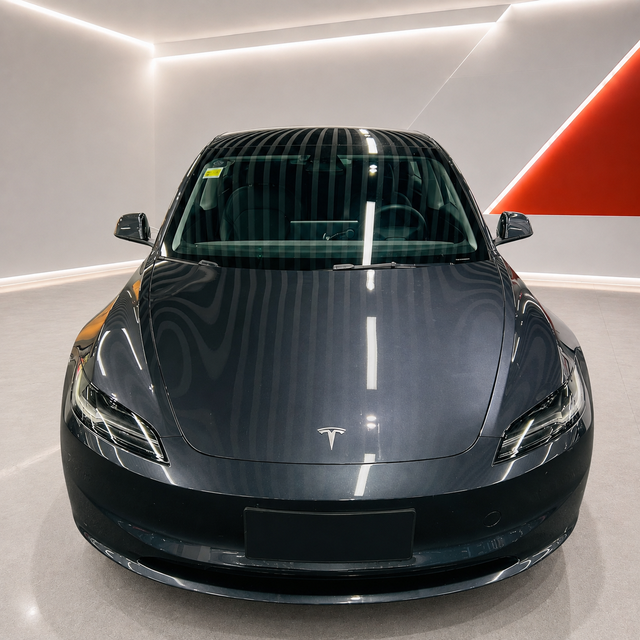 Tesla Model 3 2023 thumb 10