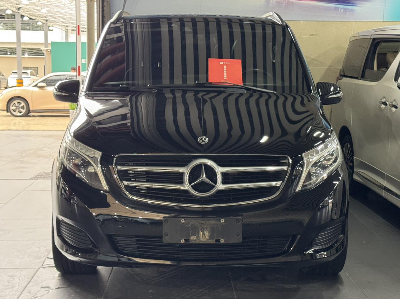 Mercedes-Benz V-Класс 2018 thumb 10