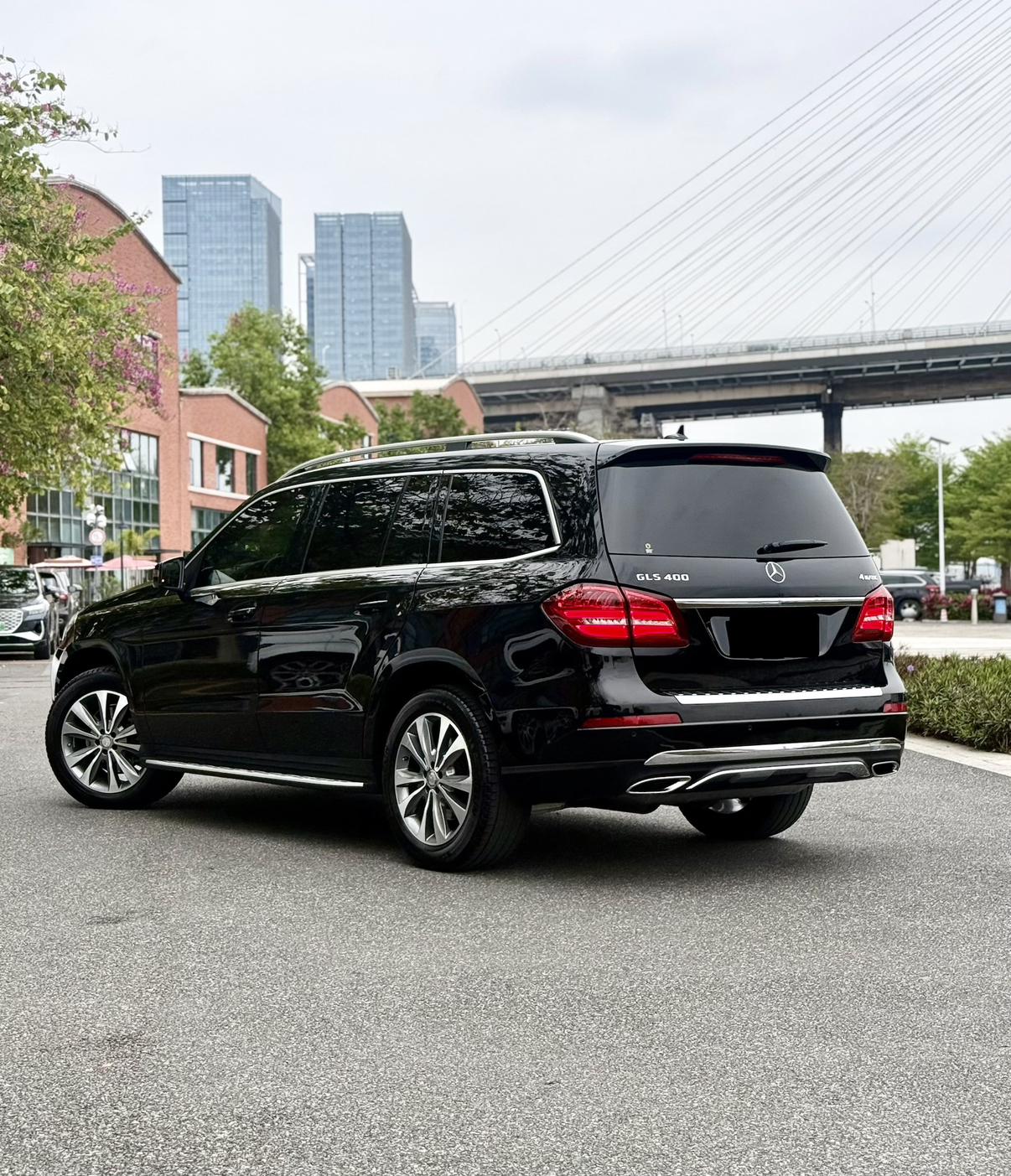 Mercedes-Benz GLS 2016 thumb 7