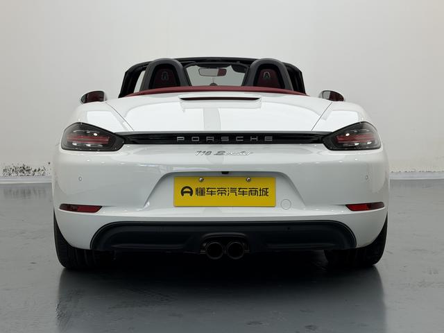 Porsche 718 2023 thumb 4