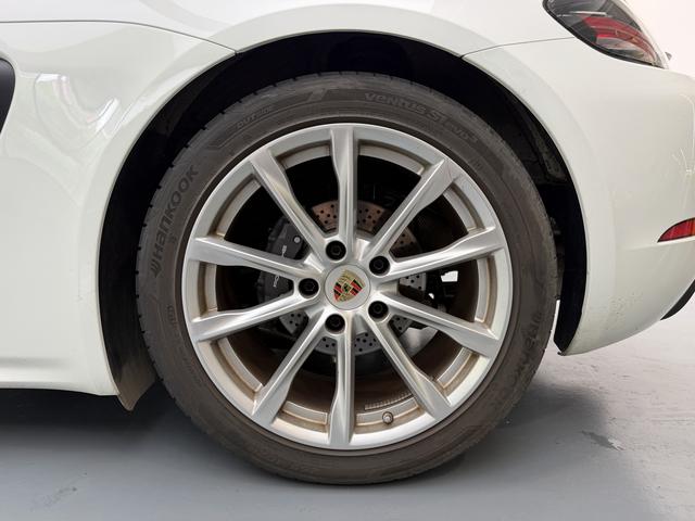 Porsche 718 2023 thumb 7