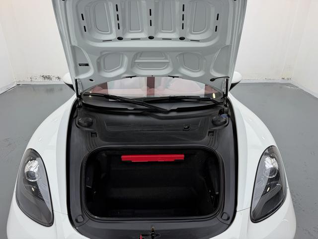 Porsche 718 2023 thumb 8