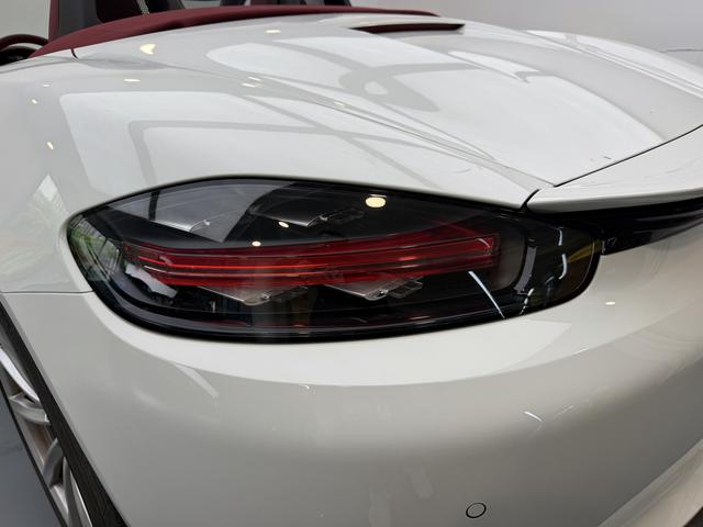 Porsche 718 2023 thumb 11