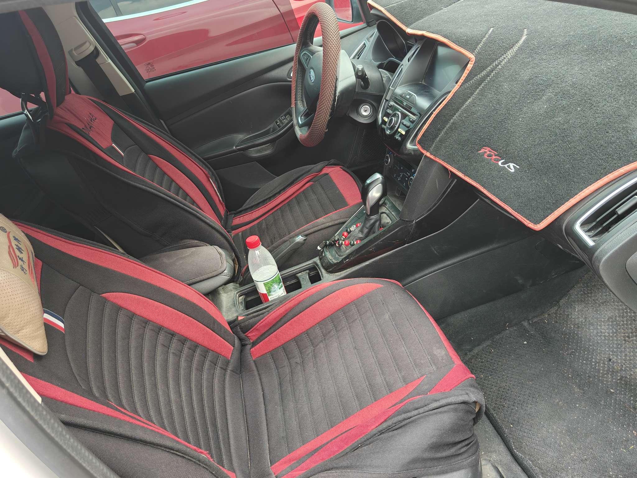 Ford Focus ST 2018 thumb 4