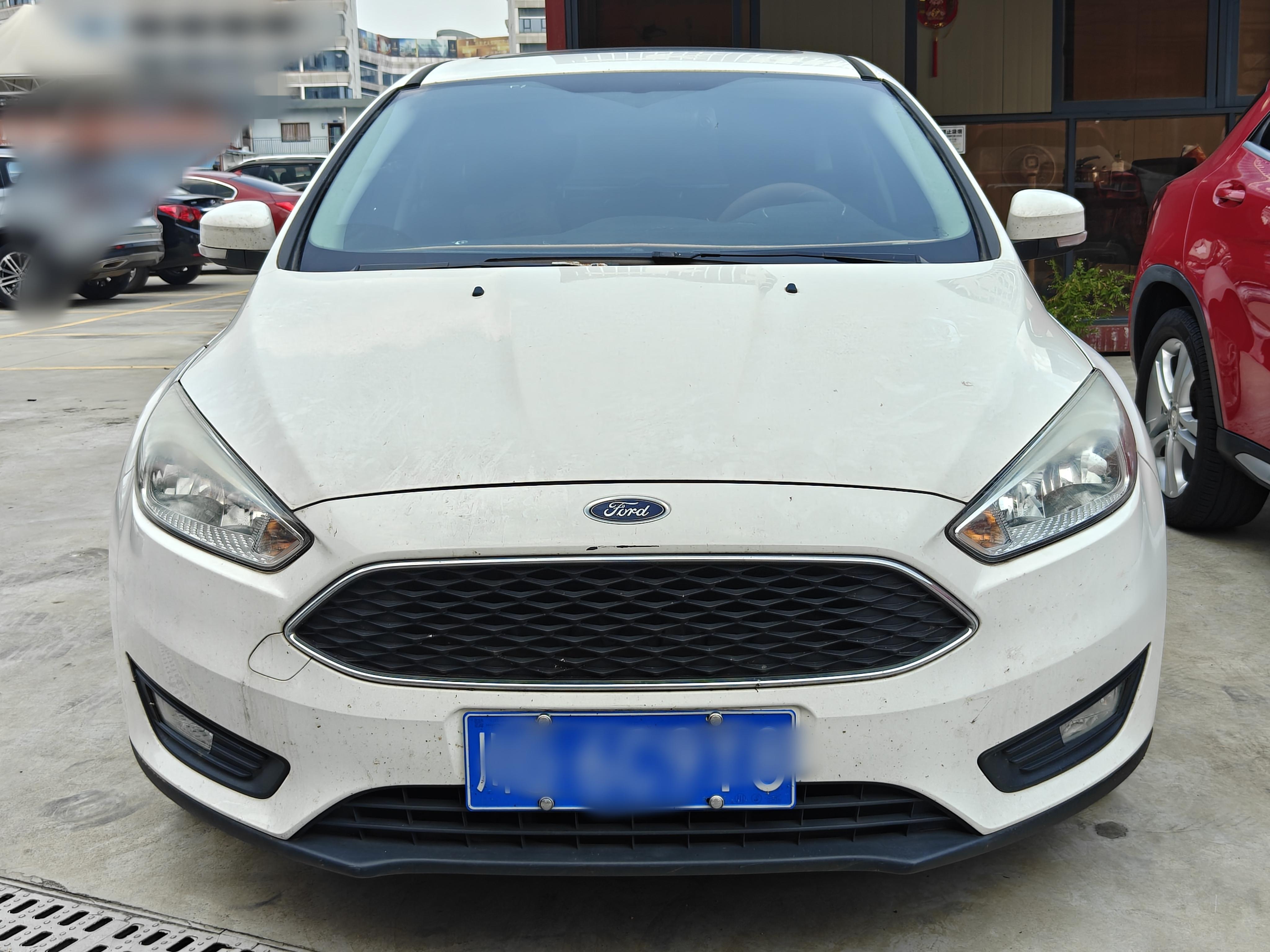 Ford Focus ST 2018 thumb 9