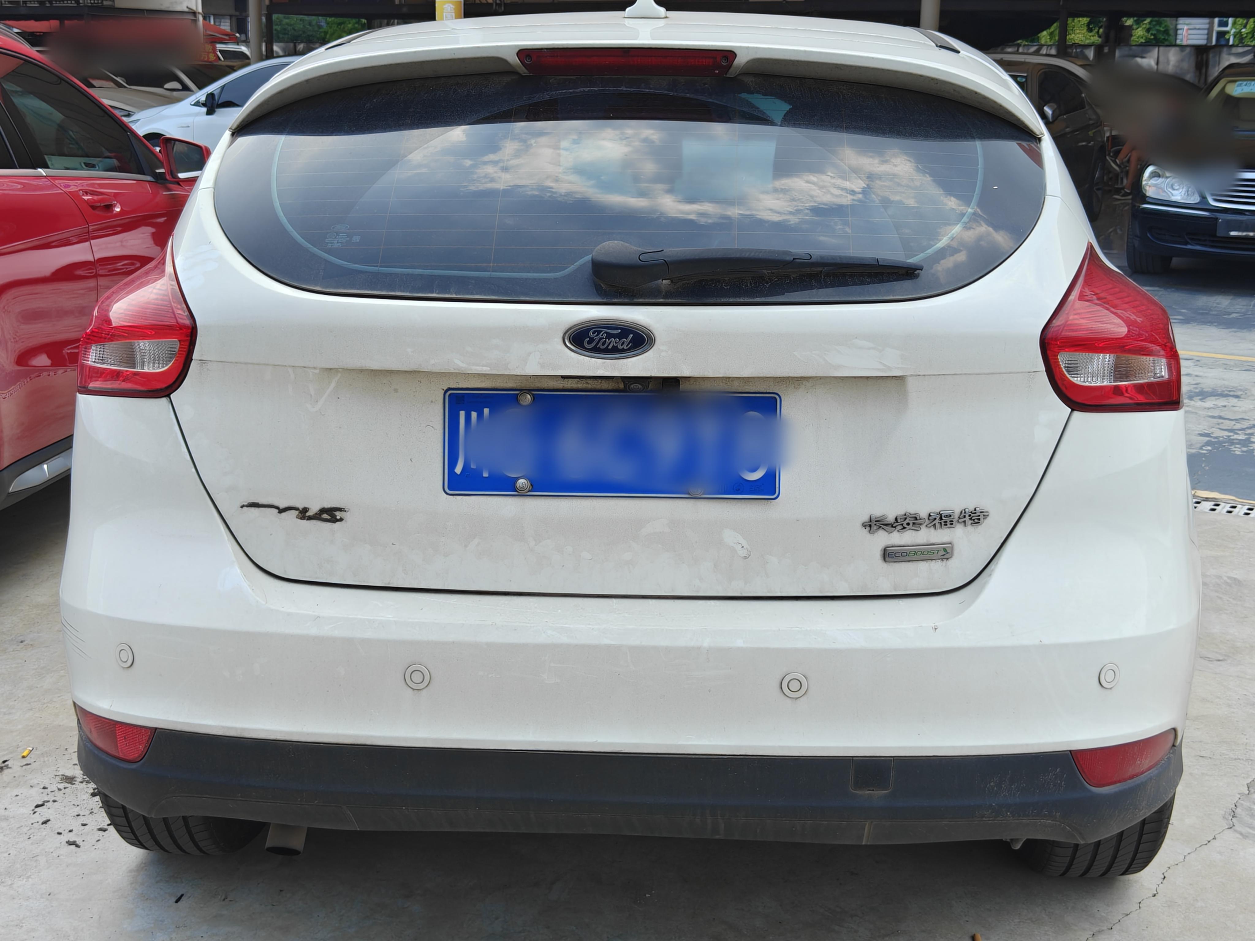 Ford Focus ST 2018 thumb 11