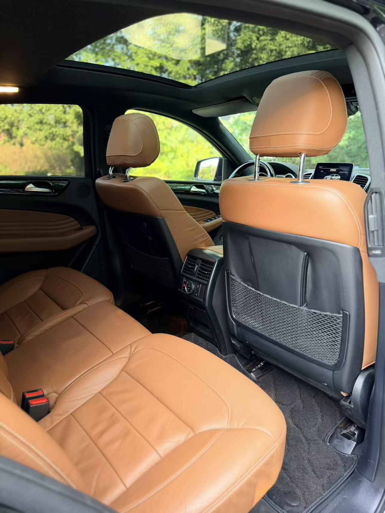 Mercedes-Benz GLE 2017 thumb 6