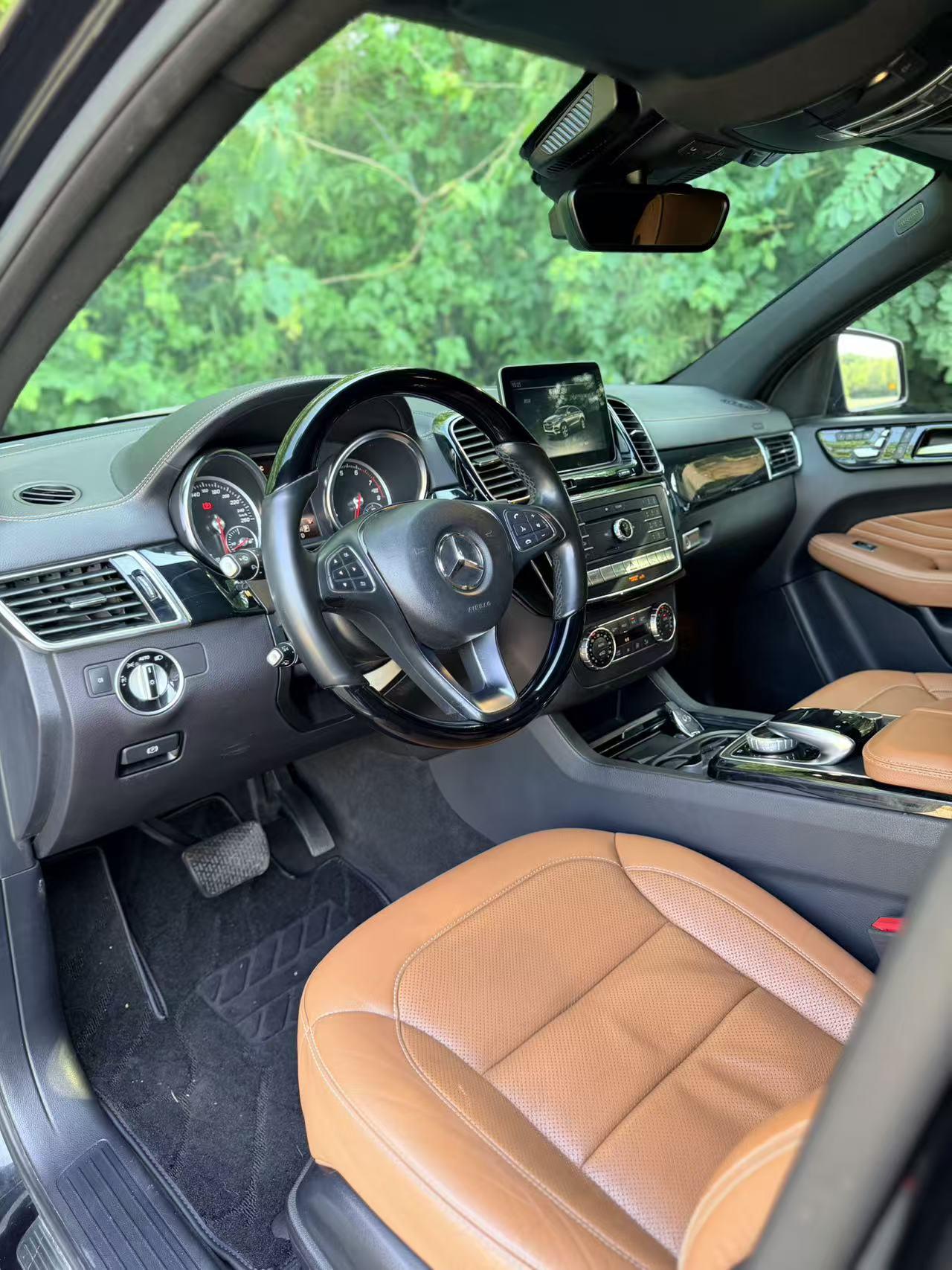 Mercedes-Benz GLE 2017 thumb 8