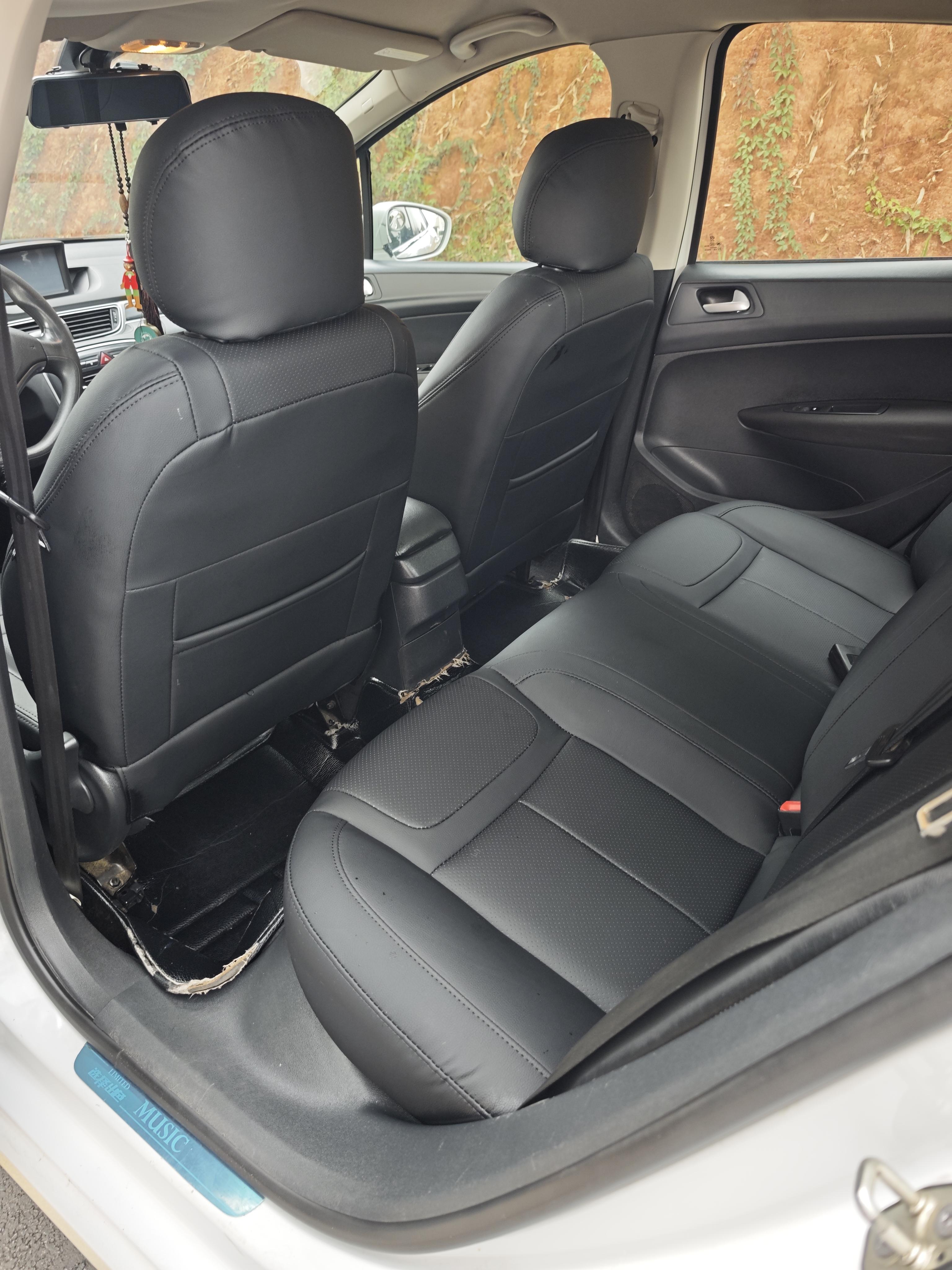 Peugeot 308 2014 thumb 6
