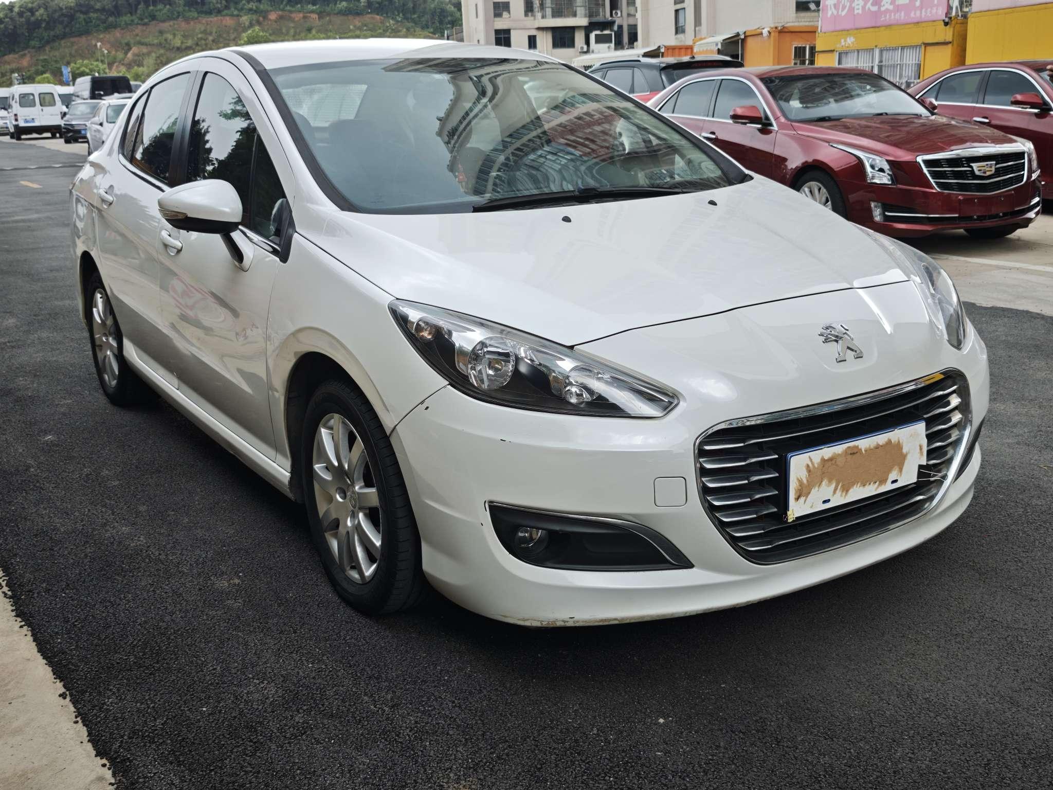 Peugeot 308 2014 thumb 10