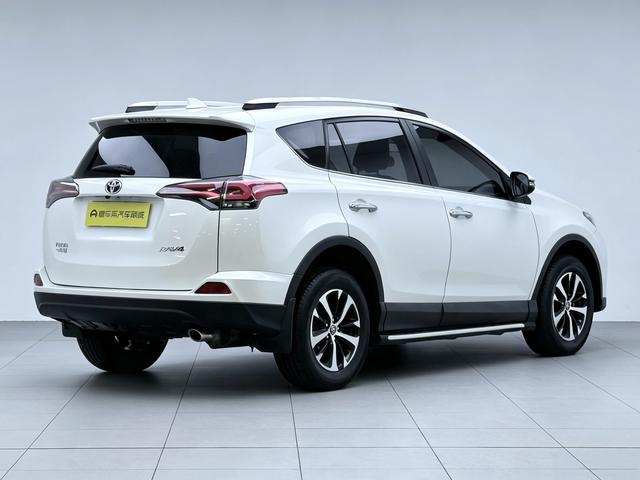 Toyota RAV4 2016 thumb 5