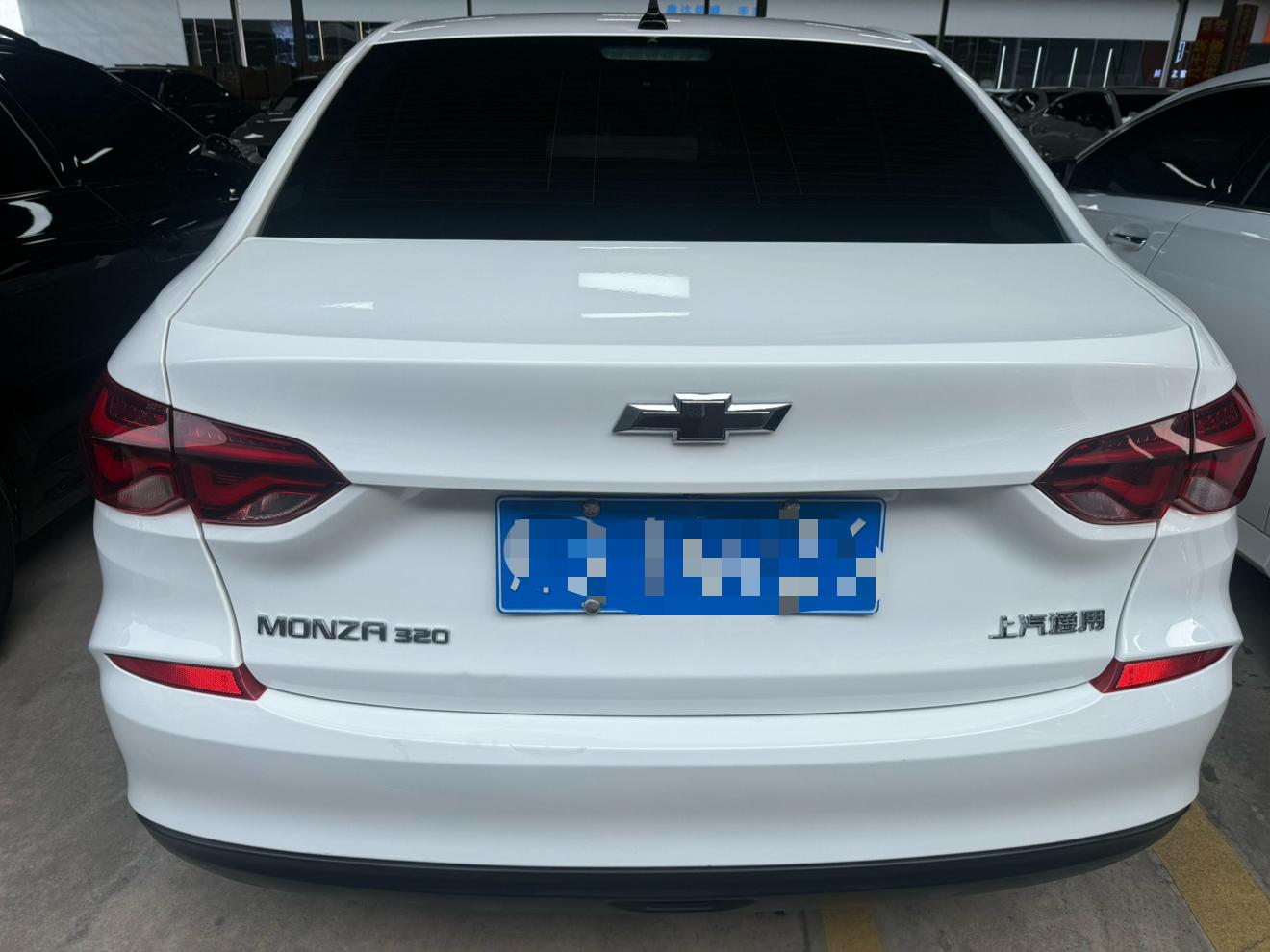Chevrolet Monza 2022 thumb 3