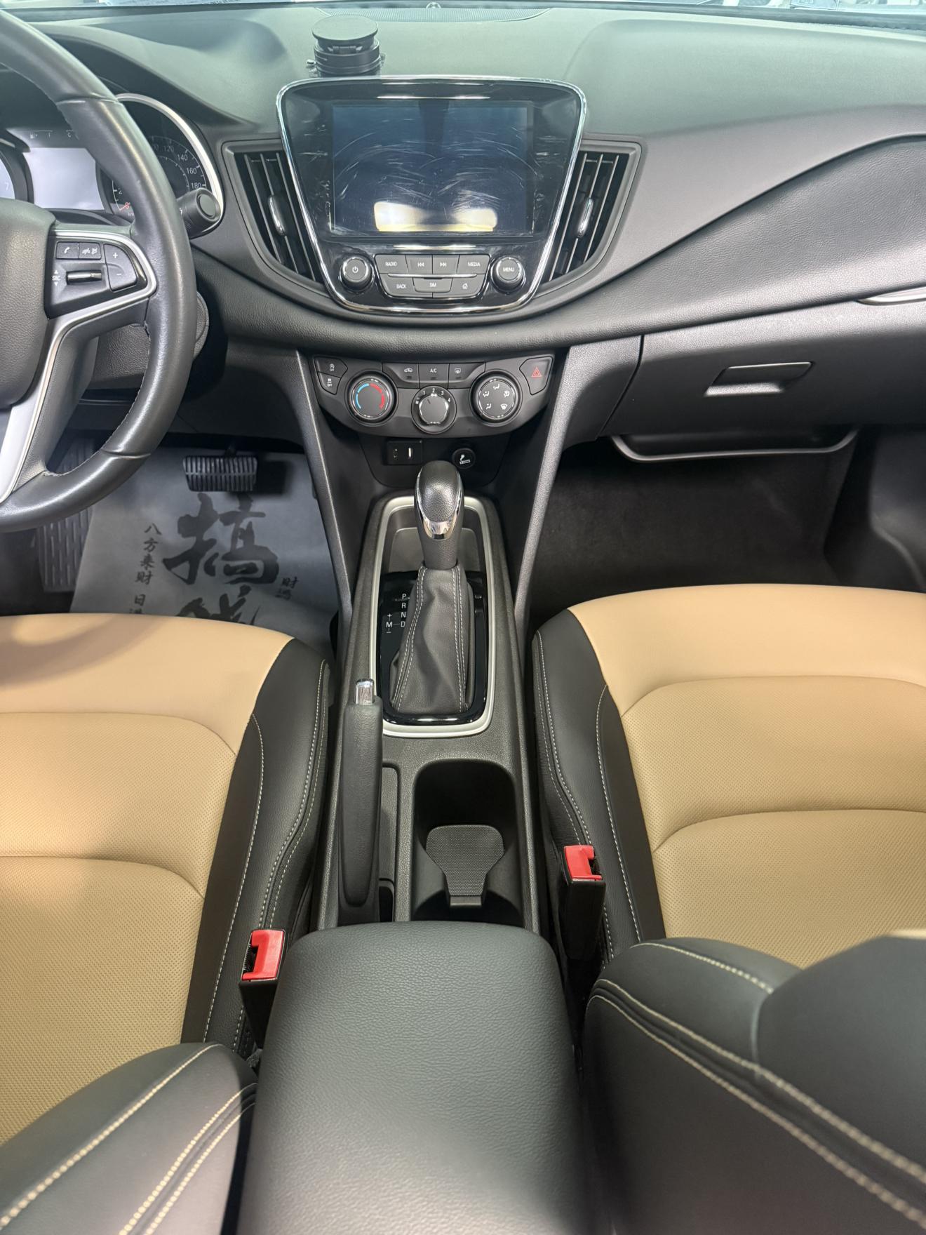 Chevrolet Monza 2022 thumb 5