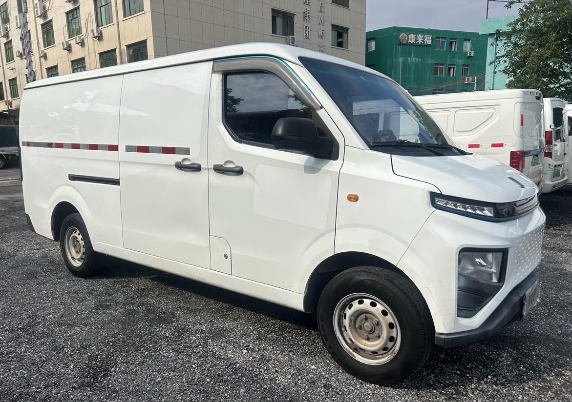 Farizon Yuan Cheng Xing Xiang V 2023 thumb 9
