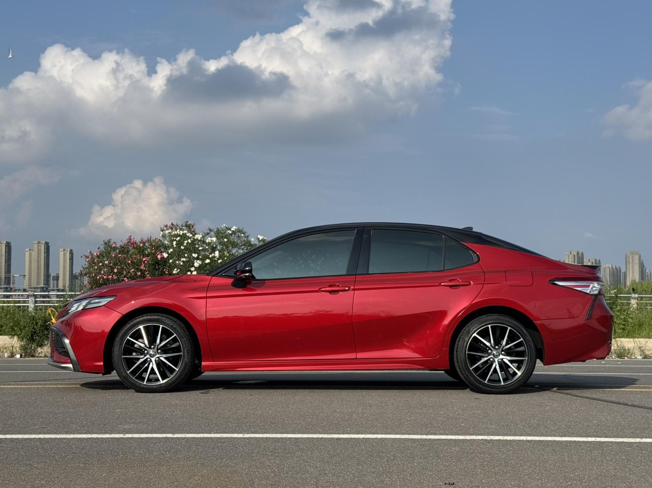 Toyota Camry 2021 thumb 2