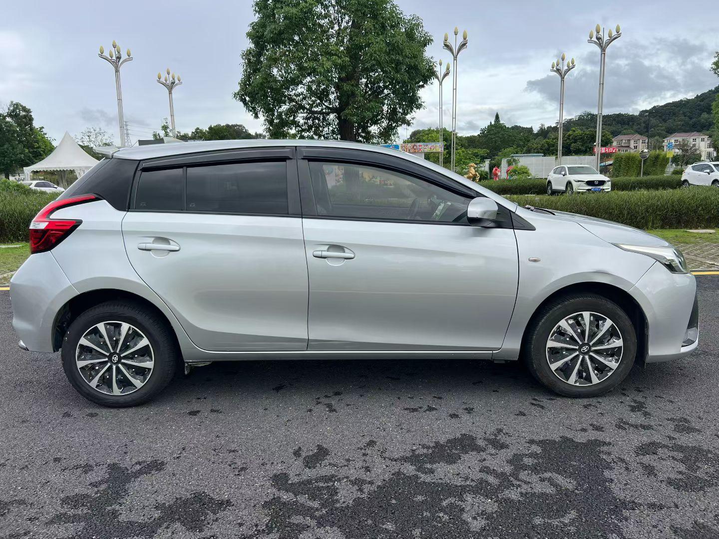 Toyota Yaris 2019 thumb 4