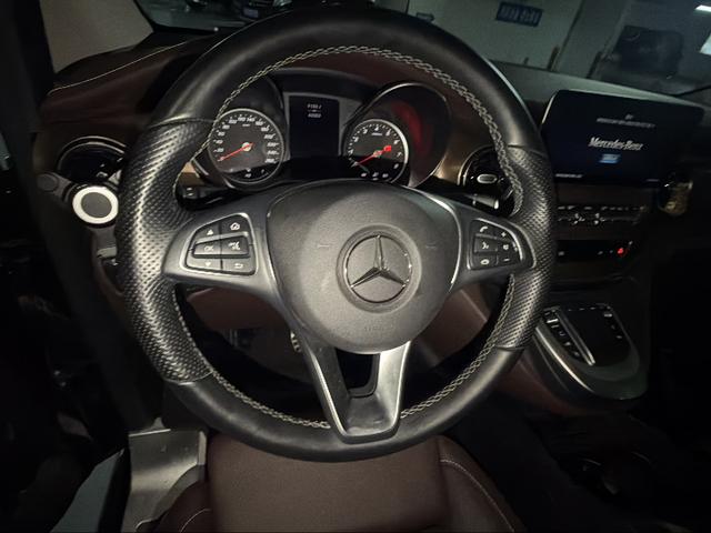 Mercedes-Benz V-Класс 2022 thumb 5