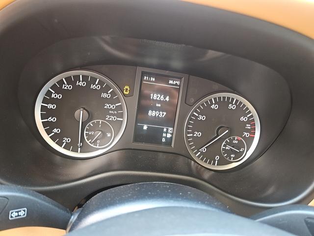 Mercedes-Benz Wei Ting 2018 thumb 4