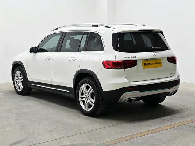 Mercedes-Benz GLB 2023 thumb 3