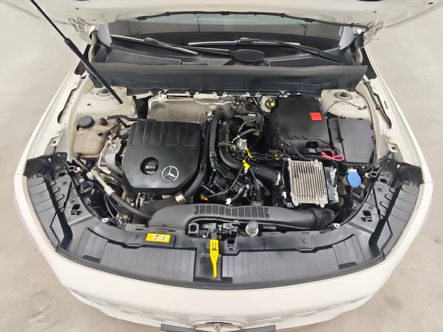 Mercedes-Benz GLB 2023 thumb 8