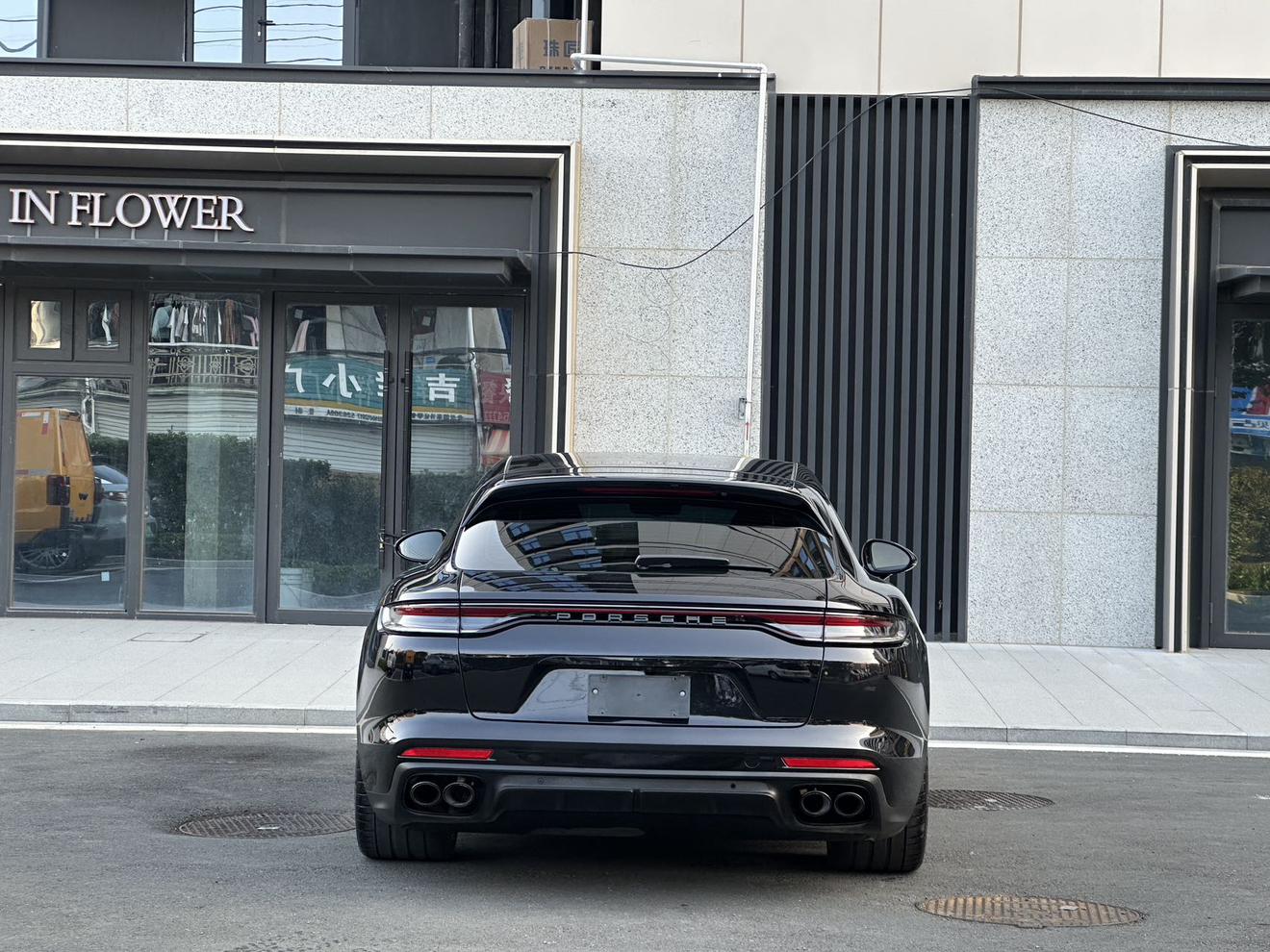 Porsche Panamera 2023 thumb 11