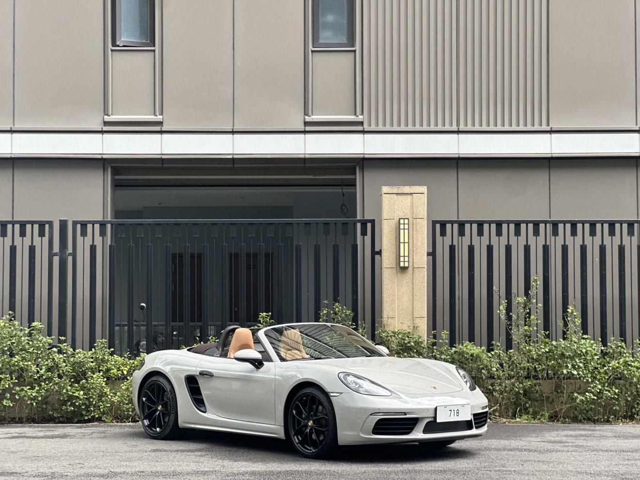 Porsche 718 2022 thumb 12