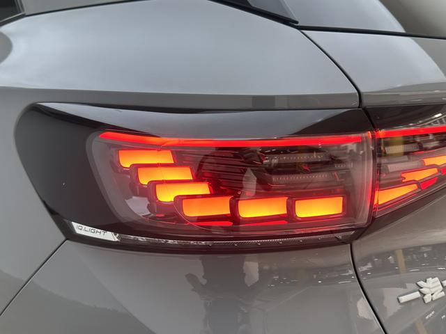 Volkswagen ID.4 2022 thumb 11
