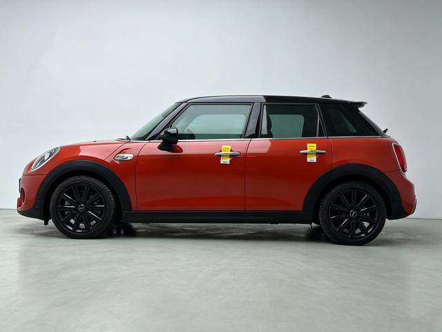 Mini Hatch 2018 thumb 2