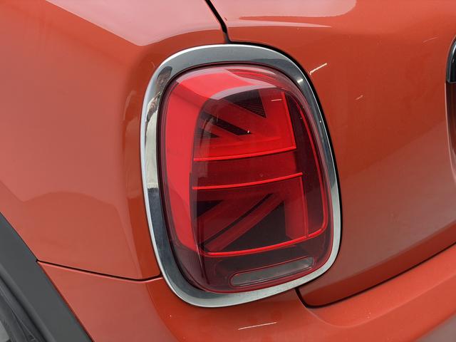 Mini Hatch 2018 thumb 11