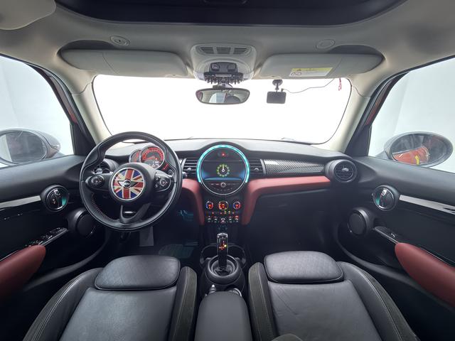 Mini Hatch 2018 thumb 12