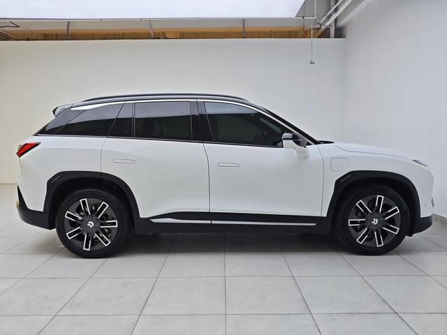 Nio ES6 2020 thumb 6