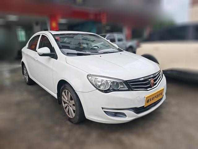 Roewe 350 2015 thumb 12