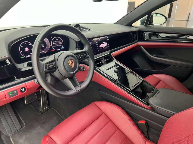 Porsche Panamera 2024 thumb 10